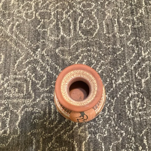 Signed pottery piece - Picture 4 of 5